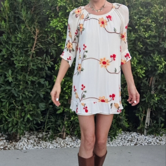 LIV Los Angeles Embroidered Dress - Picture 2 of 8